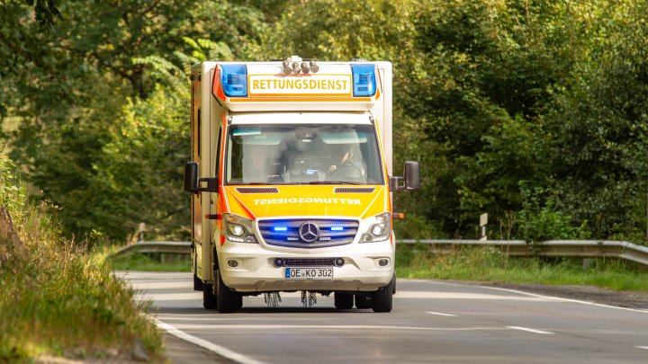 Motorradfahrer St Rzt Und Verletzt Sich