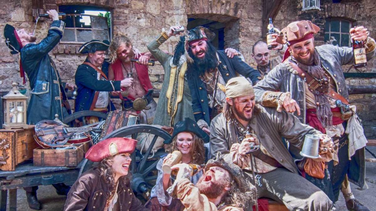 Die Piraten belagern das Attendorner Stadtfest.