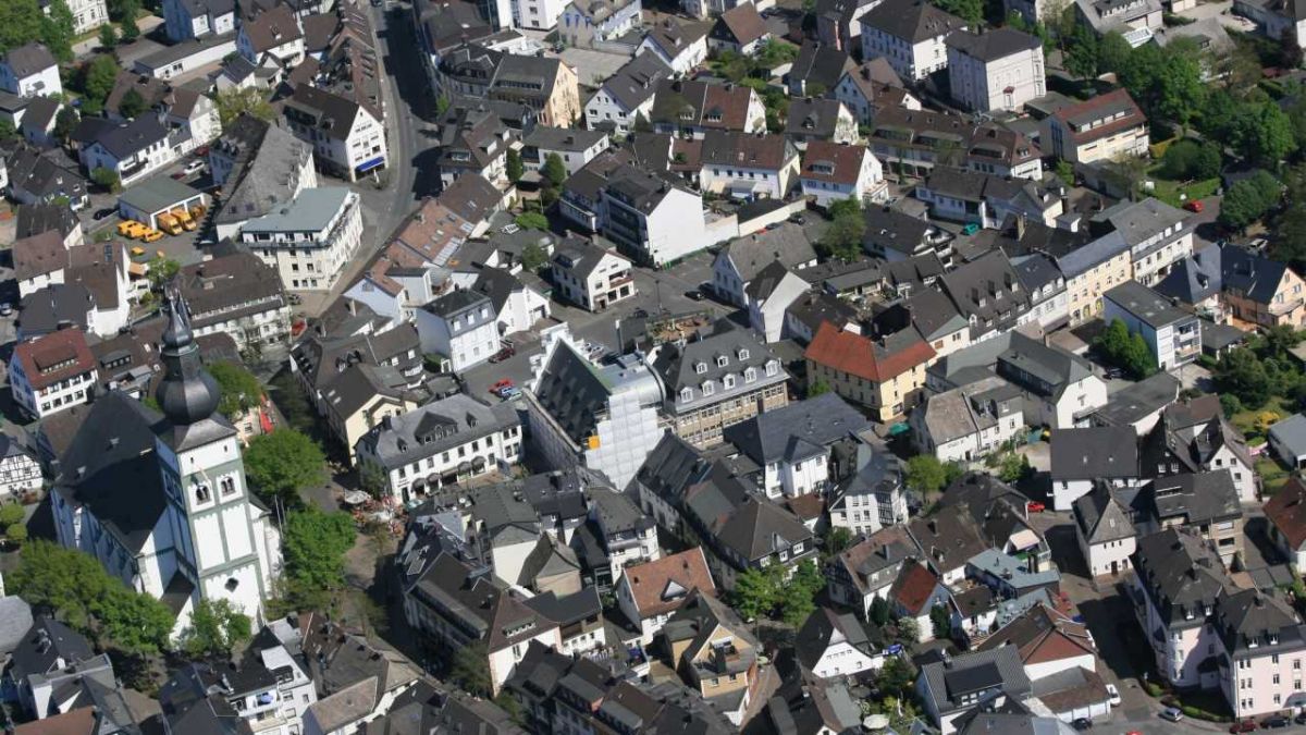 Eine Luftaufnahme der Attendorner Hansestadt.