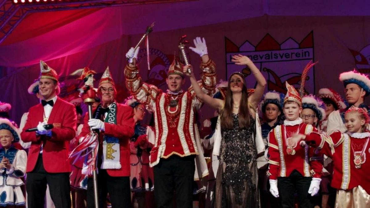 Der Karnevalsverein Schönau-Altenwenden geht in großen Schritten auf die Jubiläumssession 2015/2016 zu. von Archivs: KV Schönau-Altenwenden/ Katja Fünfsinn