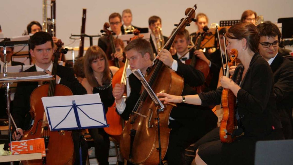 Die Schüler der Musikschule Drolshagen präsentieren Advents- und Weihnachtsmusik aus mehreren Jahrhunderten.