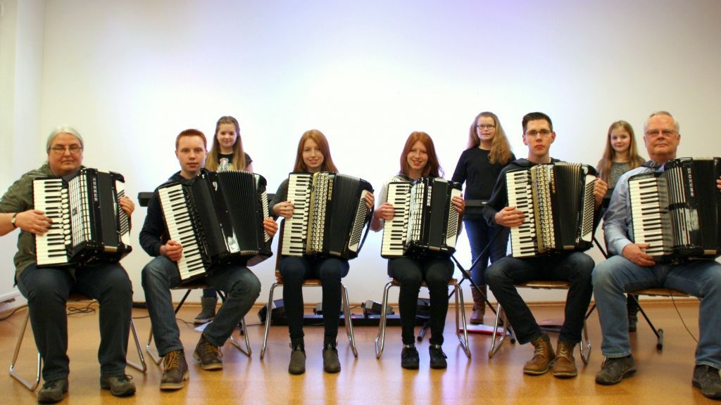 Die Musikschule der Hansestadt Attendorn lädt zu einem Akkordeon-Konzert in die Kapelle des Collegium Bernardinum ein.