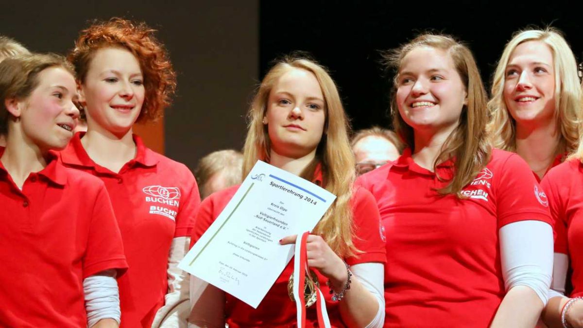 Die Sportlerinnen der Voltigierfreunde Süd-Sauerland wurden im vergangenen Jahr bei der Sportlerehrung ausgezeichnet. von Kreis Olpe