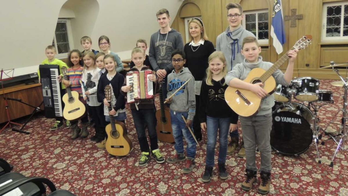 Die Musikschüler aus Drolshagen wurden mit viel Beifall für ihre Darbietungen belohnt.