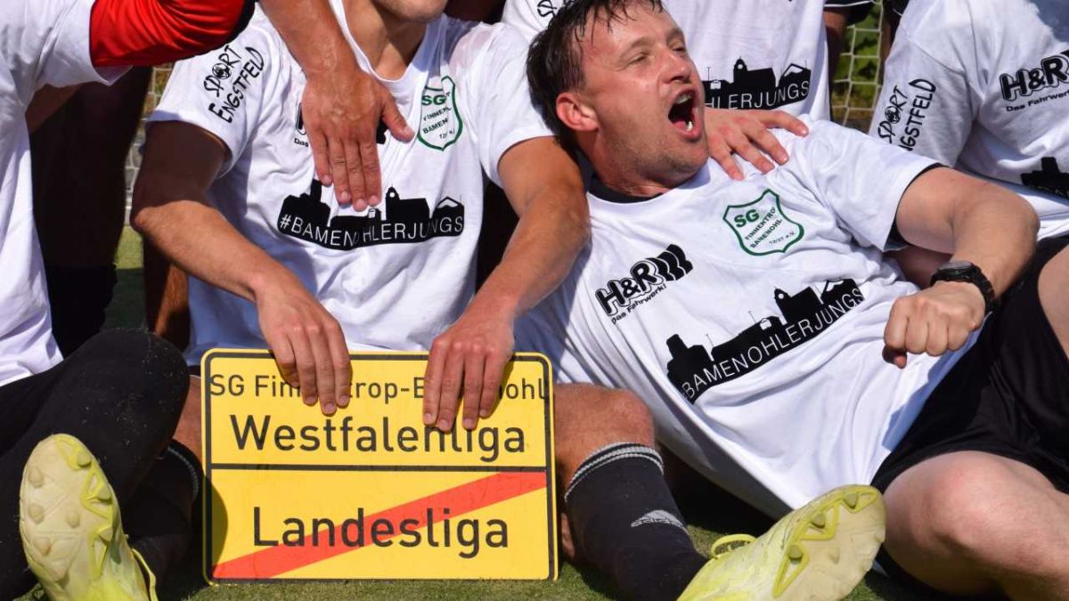 Sein bislang größter Erfolg als Trainer war der Aufstieg in die Westfalenliga mit der SG Finnentrop/Bamenohl. Den feierte Frank Rottstock im vergangenen Jahr ausgelassen mit seinen Spielern. von SVen Prillwitz