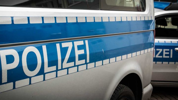 Zwei Verletzte Nach Pkw Zusammensto