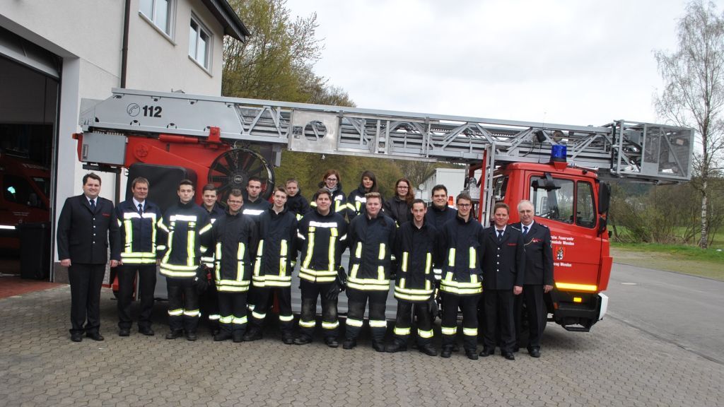 14 Feuerwehrleute nahmen an der Truppmannausbildung teil.