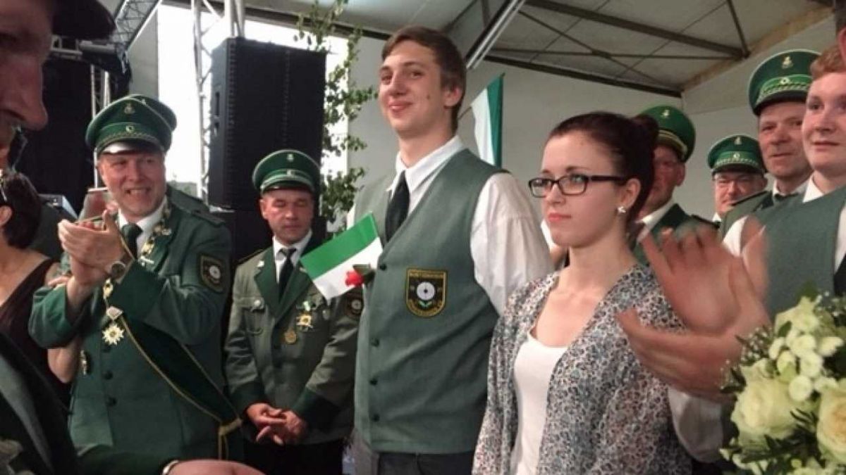 Auch die Jungschützen ermitteln am Freitag, 3. Juni, einen neuen Regenten: Die Amtszeit von Mateo Nießen - hier mit seiner Königin Jaqueline Stock - endet dann. von s: Archiv