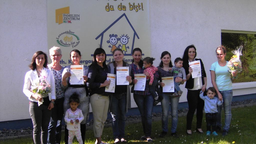 Die erfolgreichen Absolventen des Sprach- und Elternbildungsprogramms „Rucksack-Kita“. von Kreis Olpe