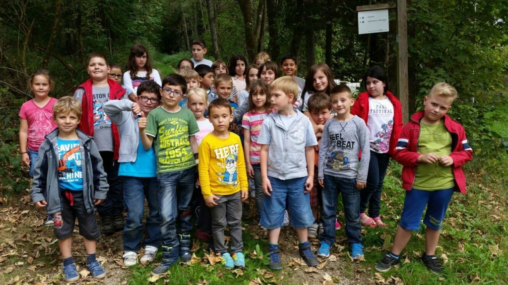 30 Kinder besuchten am "Freaky-Friday" den Bettinghof in Kirchhundem. von s: privat