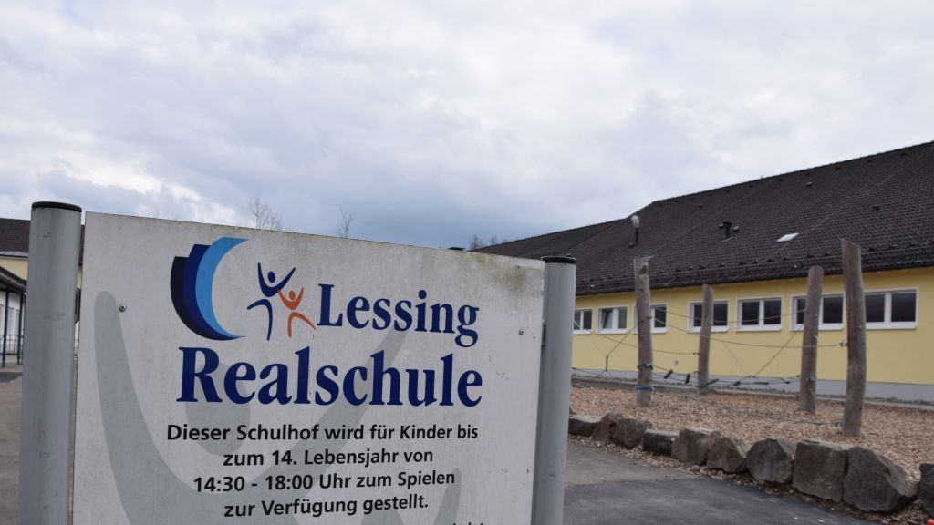 An der Lessing-Realschule in Grevenbrück werden auch im kommenden Jahr wie vorgesehen zwei fünfte Klassen gebildet. von Nils Dinkel