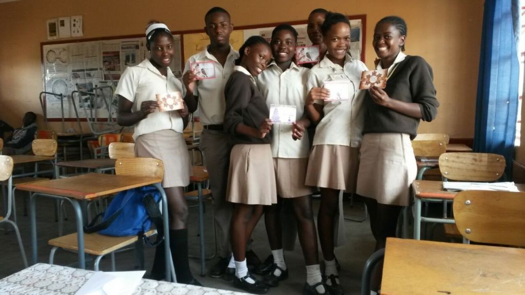 Die namibischen Brieffreunde, die sich über Weihnachtspost aus Finnentrop freuten. von privat