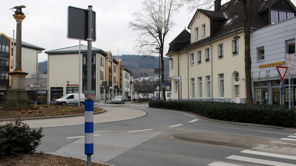 Der Kreisverkehr an der Niedersten Straße. von Hansestadt Attendorn