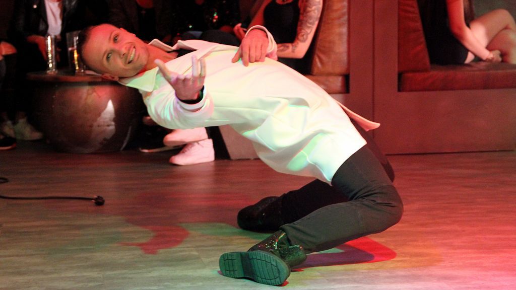 Emil Kusmirek tanzte sich im Finale der RTL-Castingshow „Das Supertalent“ auf Rang sieben. Das Foto zeigt den 26-Jährigen bei einem Auftritt in Altenhundem. von Kerstin Sauer