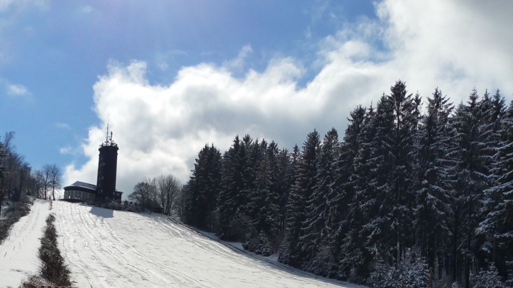 Der Ski-Lift an der Hohen Bracht öffnete erstmals am vergangenen Wochenende. von privat