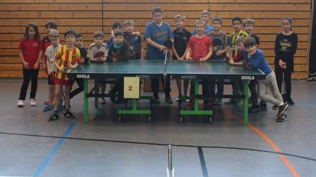 Die Teilnehmer des Turniers des TTV Lennestadt. von privat