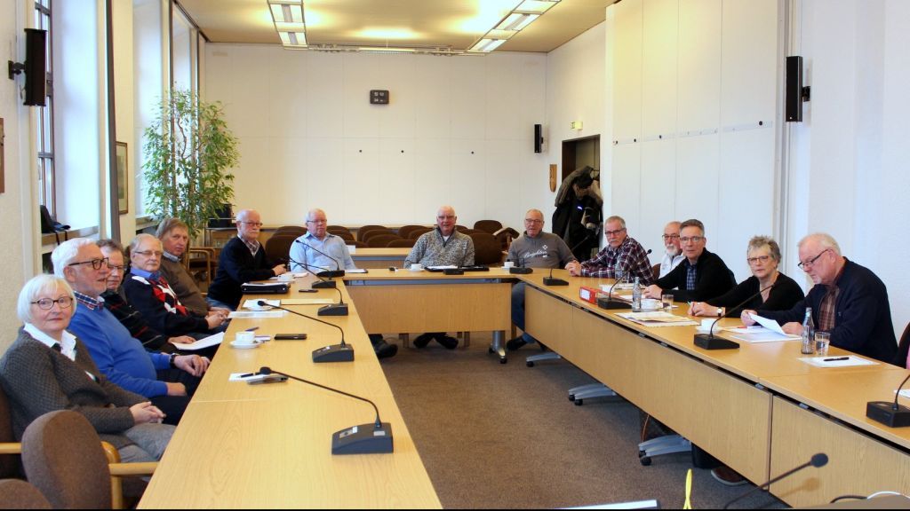 Der neu gewählte Seniorenrat der Hansestadt Attendorn ist jetzt erstmals zusammengekommen. von Hansestadt Attendorn
