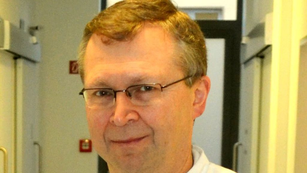 Dr. med. Henri Vanlangenaker widmet sich dem Thema Behandlungsmöglichkeiten von Fußkrankenheiten. von St. Martinus-Hospital Olpe