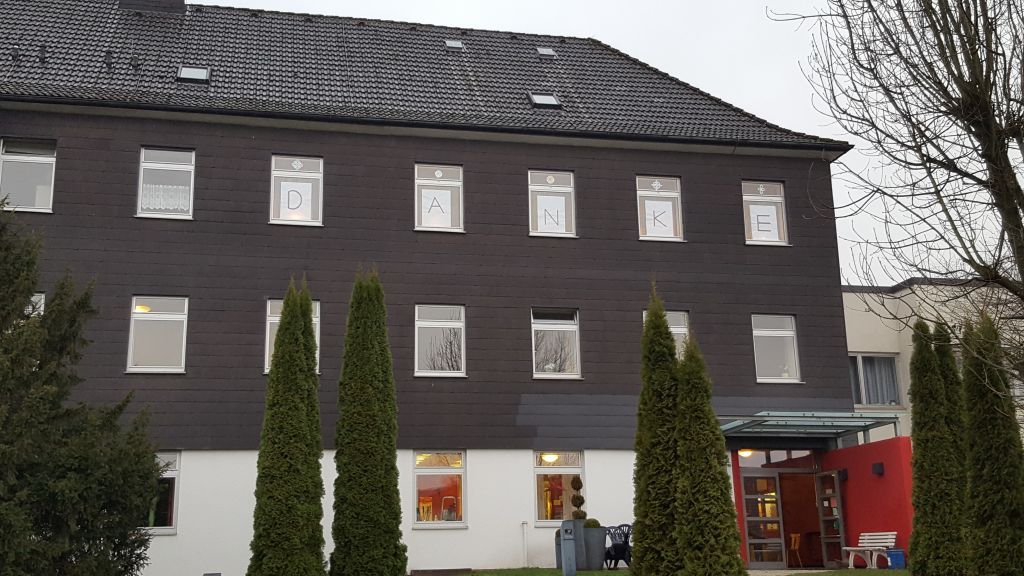 Ein teil des Gebäudekomplexes der ehemaligen Jugendherberge in Heggen wird in einen Kindergarten umfunktioniert. von Barbara Sander-Graetz