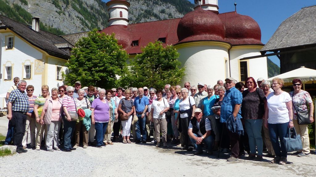 Mit zwei Bussen reisten Mitglieder des VdK Wenden ins Berchtesgadener Land und besuchten unter anderem die Wallfahrtskirche St. Bartholomä. von privat