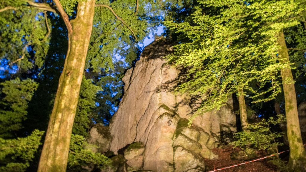 Getümmel rund um den Mälofelsen: Das zweitägige Waldfest steht in Langenei an von Nils Dinkel