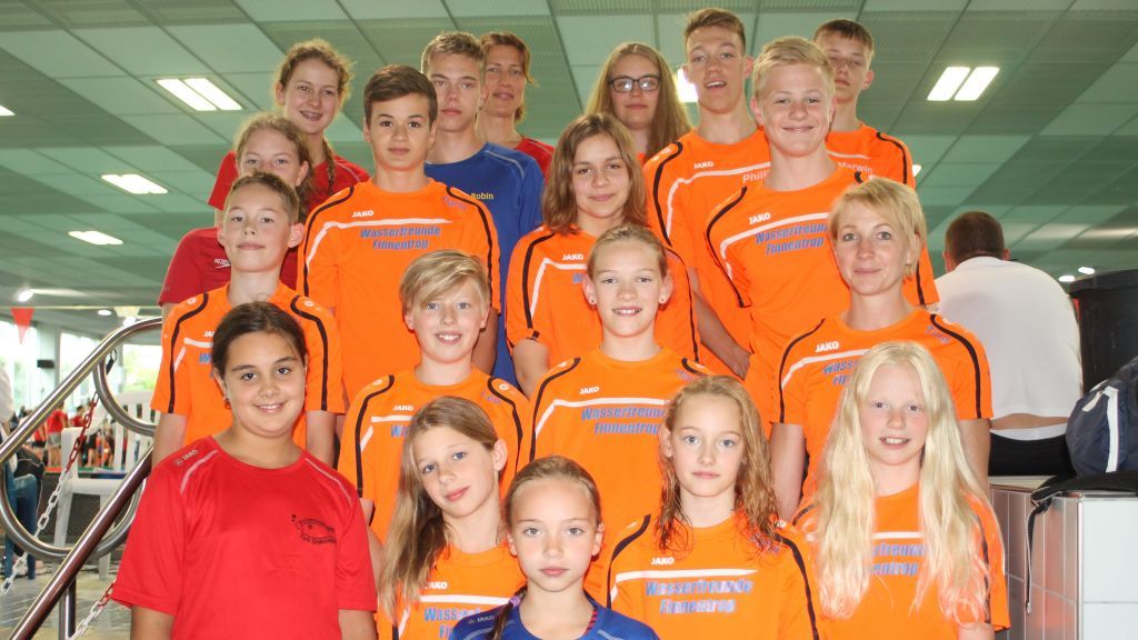 19 Schwimmer von drei Vereinen aus dem Kreis Olpe nahmen an den Südwestfälischen Meisterschaften 2017 in Bochum teil. von privat