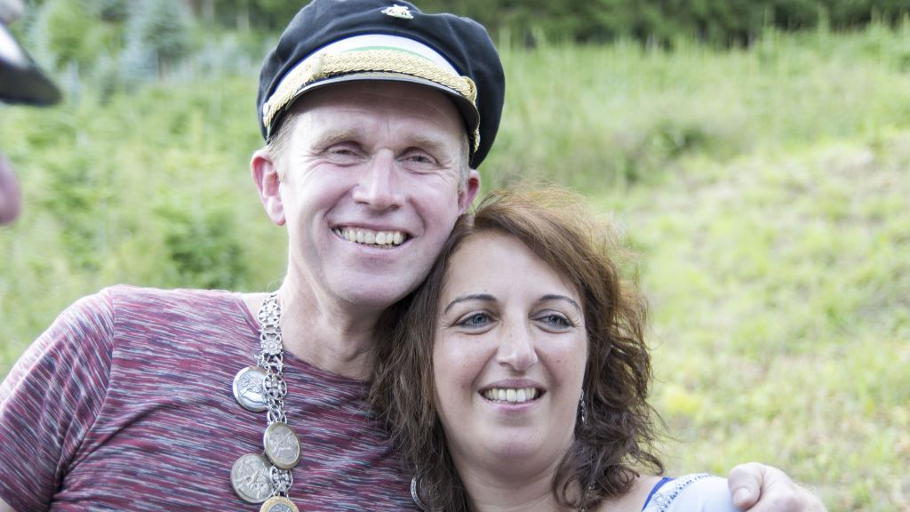 Dirk und Tanya Gehle wurden an der Vogelstange gefeiert. von s: Nils Dinkel