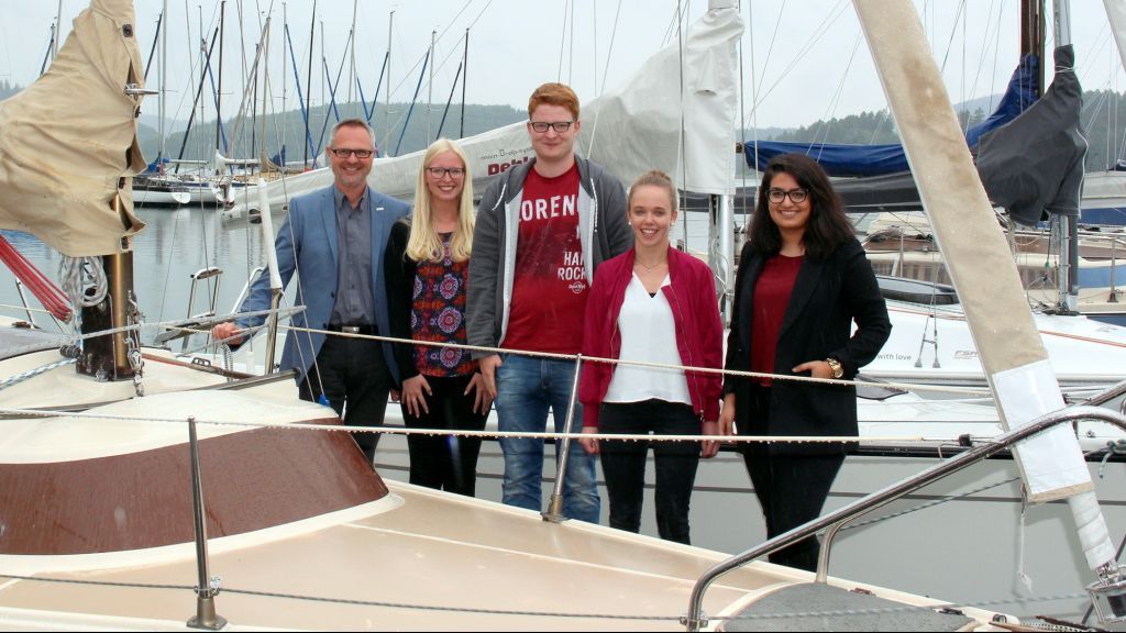 Vier neue Auszubildende sind in ihre Ausbildung bei der Hansestadt Attendorn gestartet. von Hansestadt Attendorn