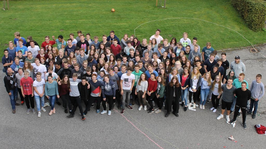 130 Schüler der Jahrgangsstufe zehn verbrachten drei Tage im Josef-Gockeln-Haus in Rahrbach. von privat