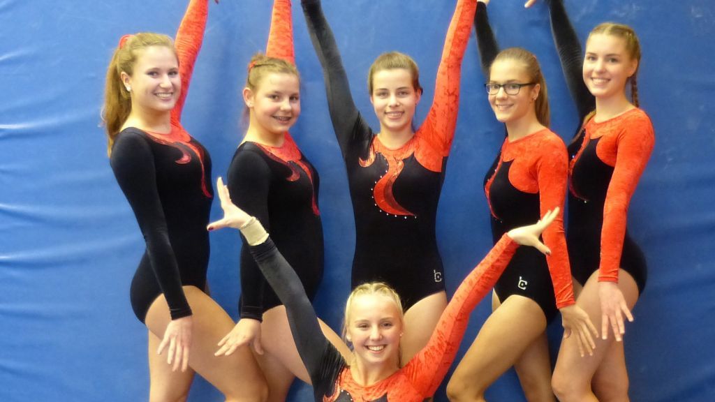 Sicherten sich den vierten Platz in Gleidorf: (von links) Jana Heimes, Margarita Hesse, Lea Dolligkeit, Jana Epe und Yara Kremer, vorne Hanna Wacker. von privat