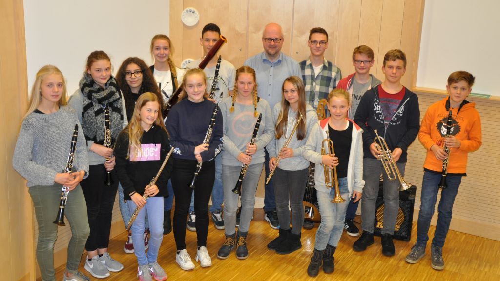 Das Jugendorchester „Dreiklang“ gibt am Sonntag, 12. November, sein erstes Konzert. von privat