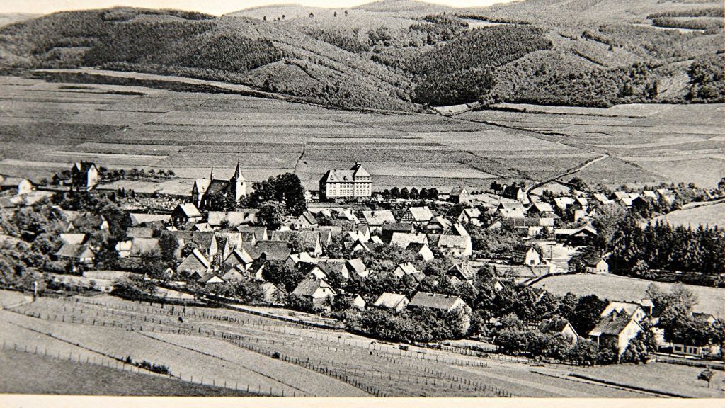Das Foto zeigt einen Blick auf Elspe im Jahre 1920. von privat