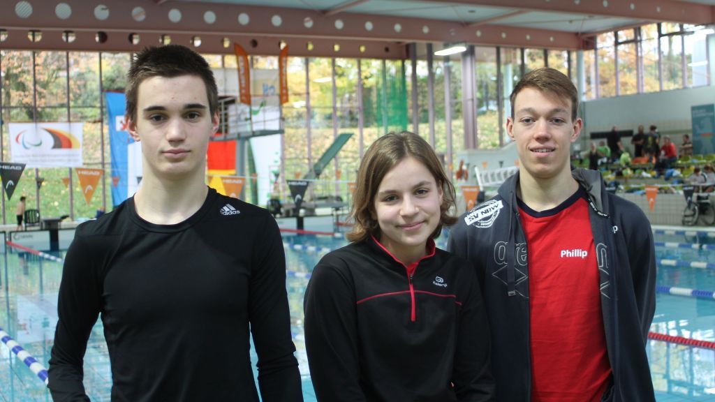 Erfolgreiche Schwimmer: (von links) Fabian Brune, Viktoria Lißek und Phillip Brune. von privat