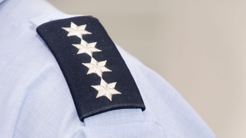  von Symbol Nils Dinkel