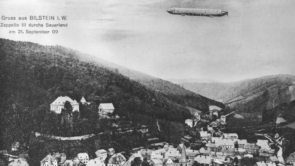 Zeppelin III im September 1909 über Bilstein:  Ein Jahrhundertereignis. von privat