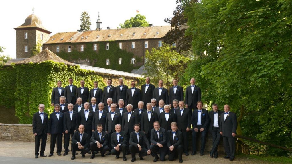 Der MGV Sauerlandia tritt beim Kirchenkonzert in Lenhausen auf. von privat