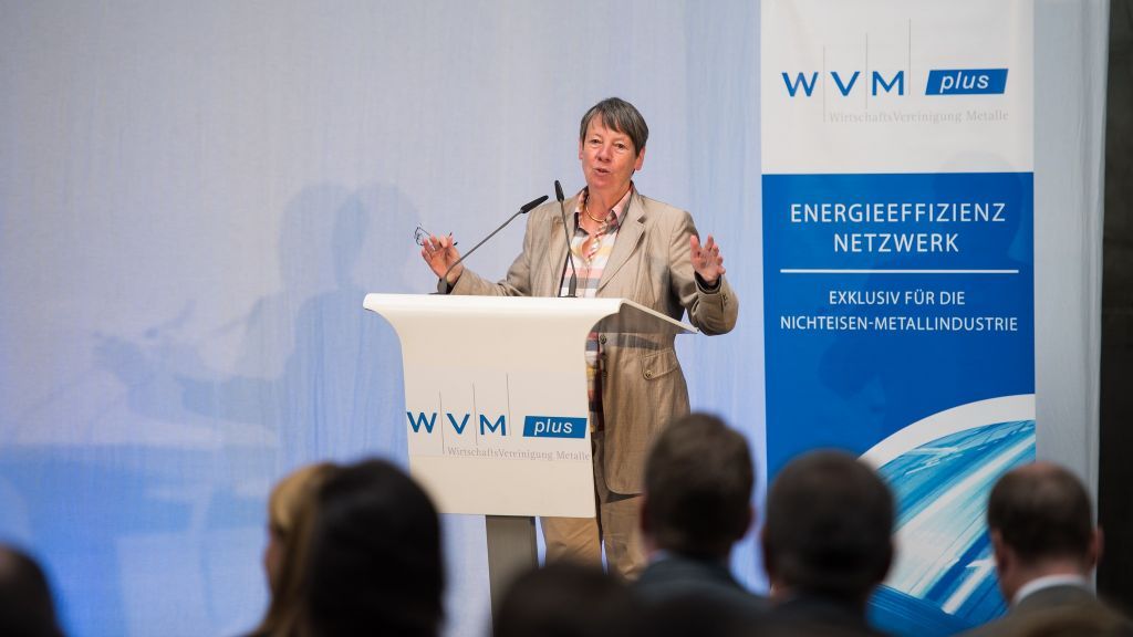 Das Energieeffizienz-Netzwerk WVM plus hat vor einiger Zeit offiziell im Beisein von Dr. Barbara Hendricks, Bundesministerin für Umwelt, Naturschutz, Bau und Reaktorsicherheit, seine Tätigkeit aufgenommen. von Gebr. Kemper