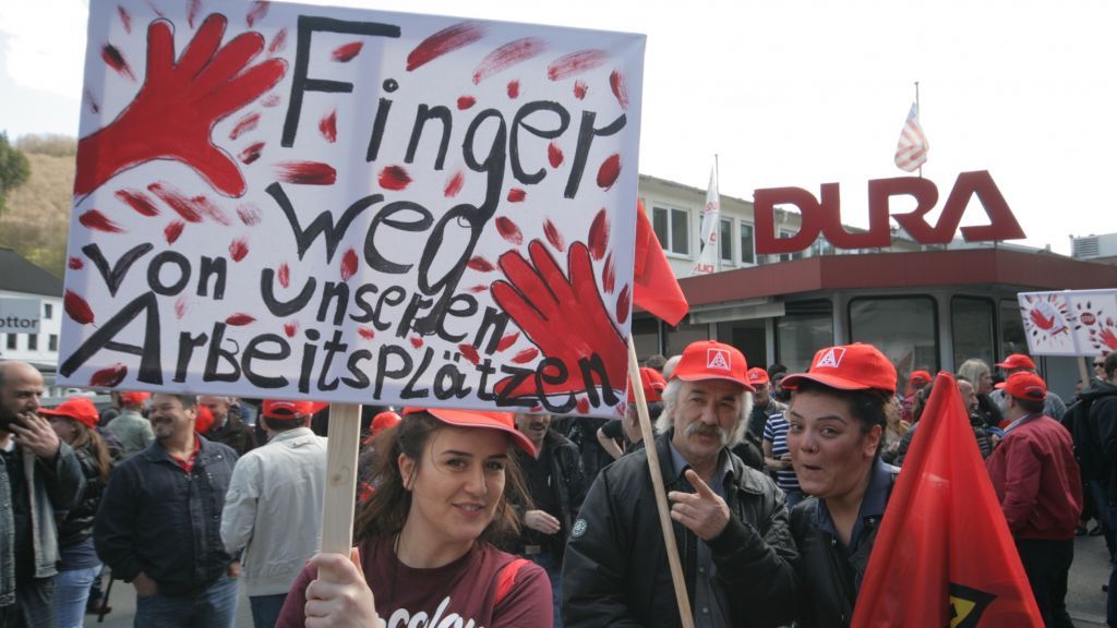 Die IG Metall demonstrierte bei Dura in Plettenberg. von Archiv Kahlke