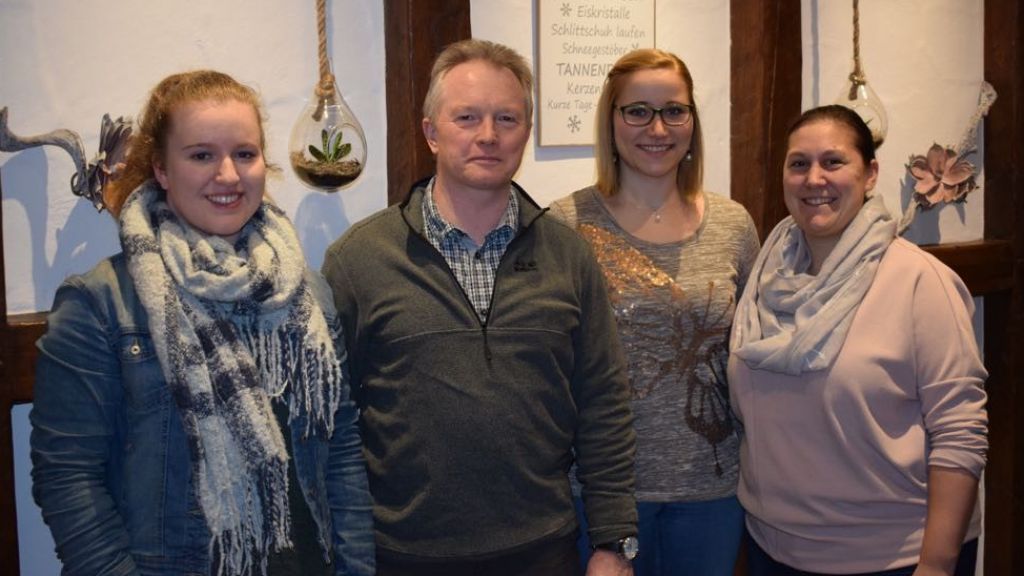 Hanna Eckhardt, Detlef Eckhardt, Melanie Albrecht und Nadine Griese wurden in den Vorstand des Tambourcorps Elspe gewählt. von privat