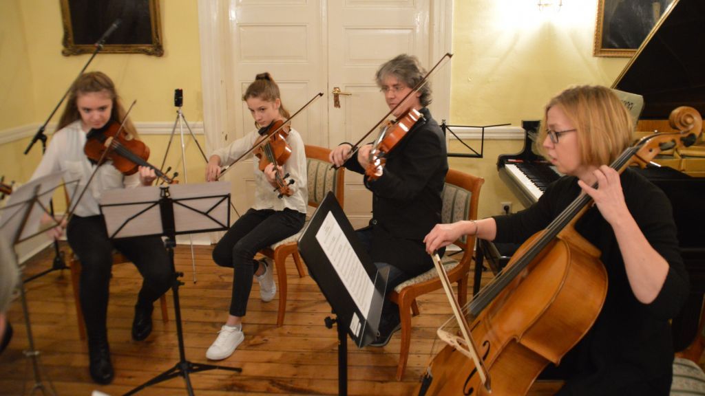 Die Musikschule Lennetal lädt zum Stipendiaten-Konzert ein. von Archiv Barbara Sander-Graetz
