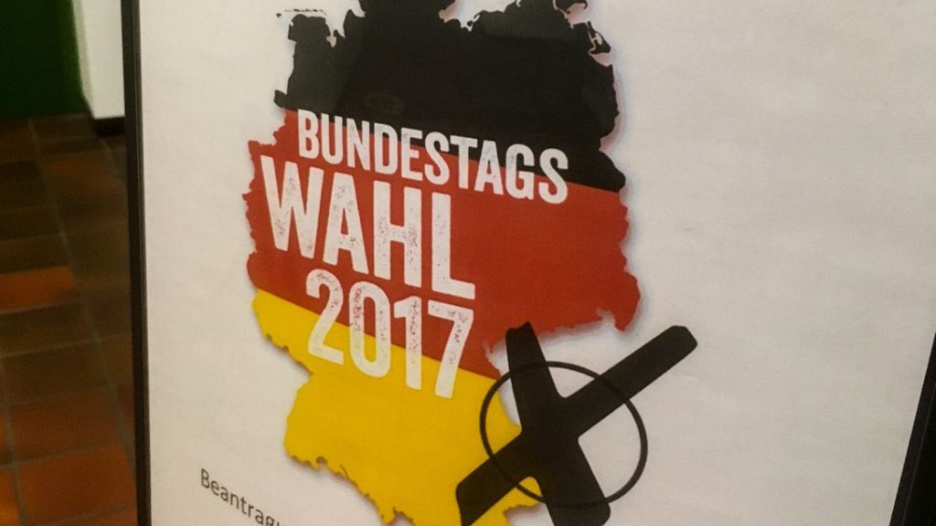 Auch fast ein halbes Jahr nach der Bundestagswahl gibt es noch keine endgültige neue Bundesregierung. von Symbol Sven Prillwitz