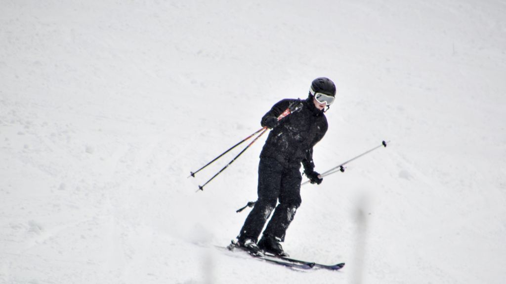 Der Winter ist bislang hinter den Erwartungen der Betreiber des Skigebietes Fahlenscheid zurückgeblieben. von Symbol Nils Dinkel