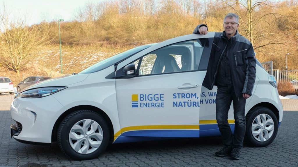 Der neue Renault Zoe ist wie die „Biggeblitze“ als elektromobiler Botschafter in der E-Flotte von Bigge Energie mit umweltschonendem Ökostrom unterwegs. von © BIGGE ENERGIE
