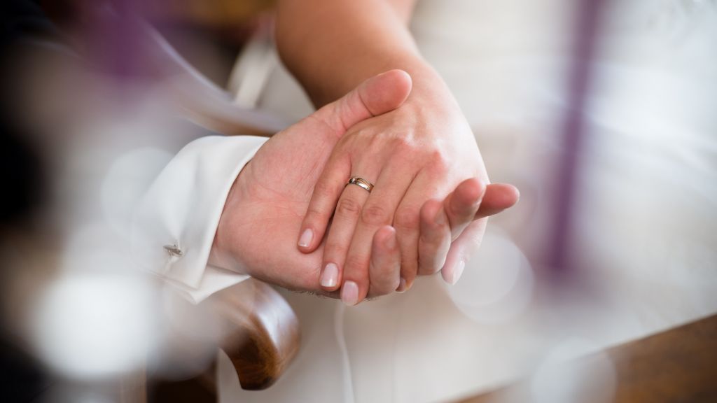 Schließen Sie im Rhein-Weser-Turm den Bund fürs Leben. von privat