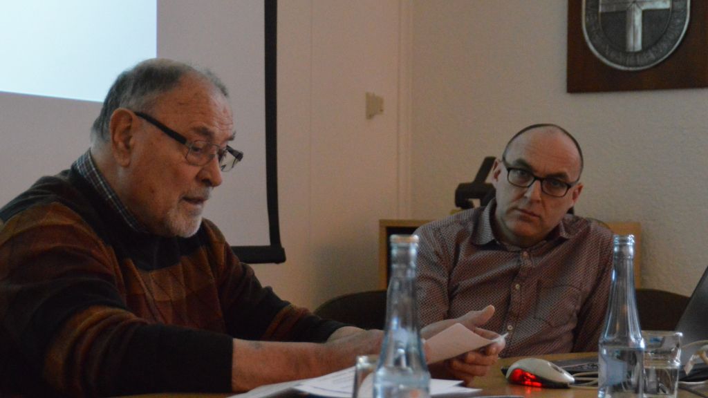 Hartmut Hosenfeld (links) und Tom Kleine stellten das Projekt "Attendorn Shalom 2018" vor von Barbara Sander-Graetz