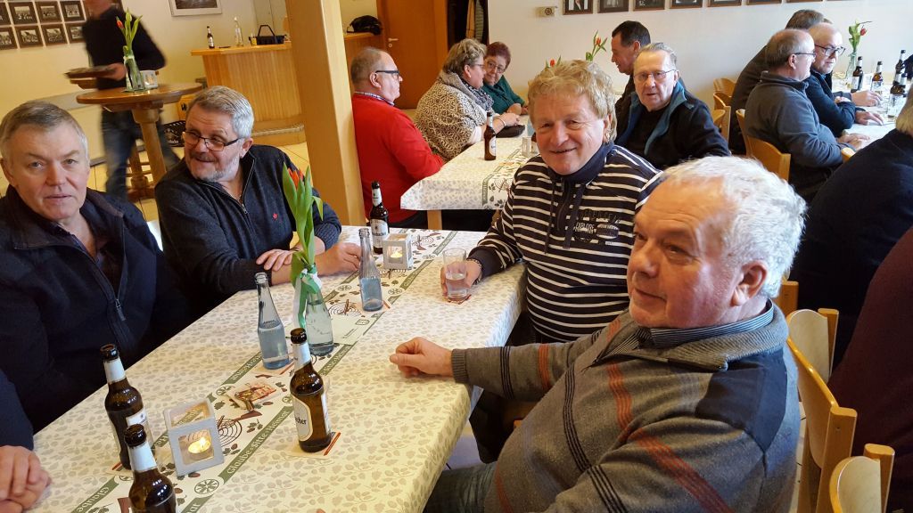 Gut angenommen wurde der erste Ü60-Frühschoppen des Schützenvereins Maumke. von privat