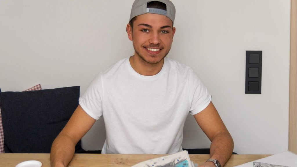 Christopher Stolf aus Meggen will sein Hobby zum Beruf machen. von s: Nils Dinkel