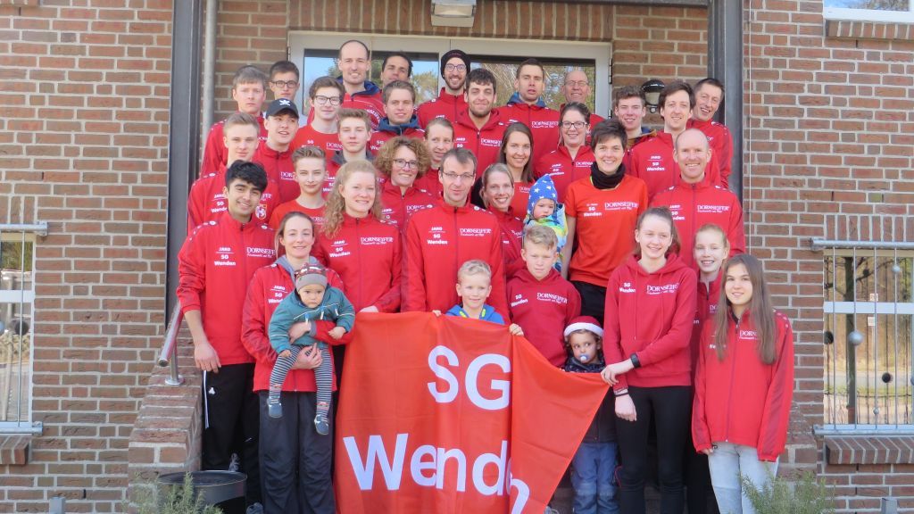 30 Sportler und Trainer der SG Wenden trainierten in Cuxhaven. von privat
