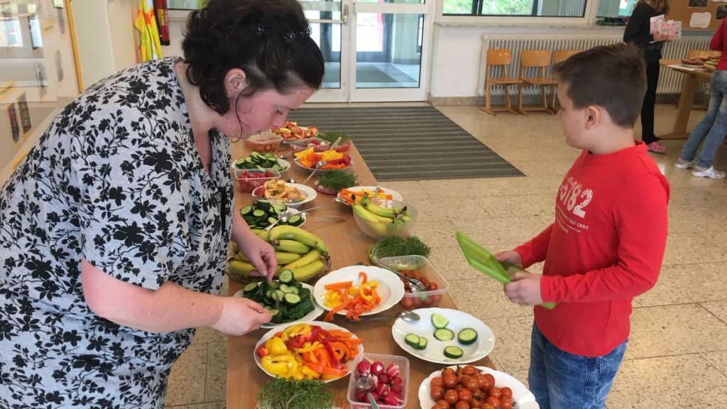 Viele leckere und gesunde Sachen gab es für die Schüler beim Frühstück. von privat