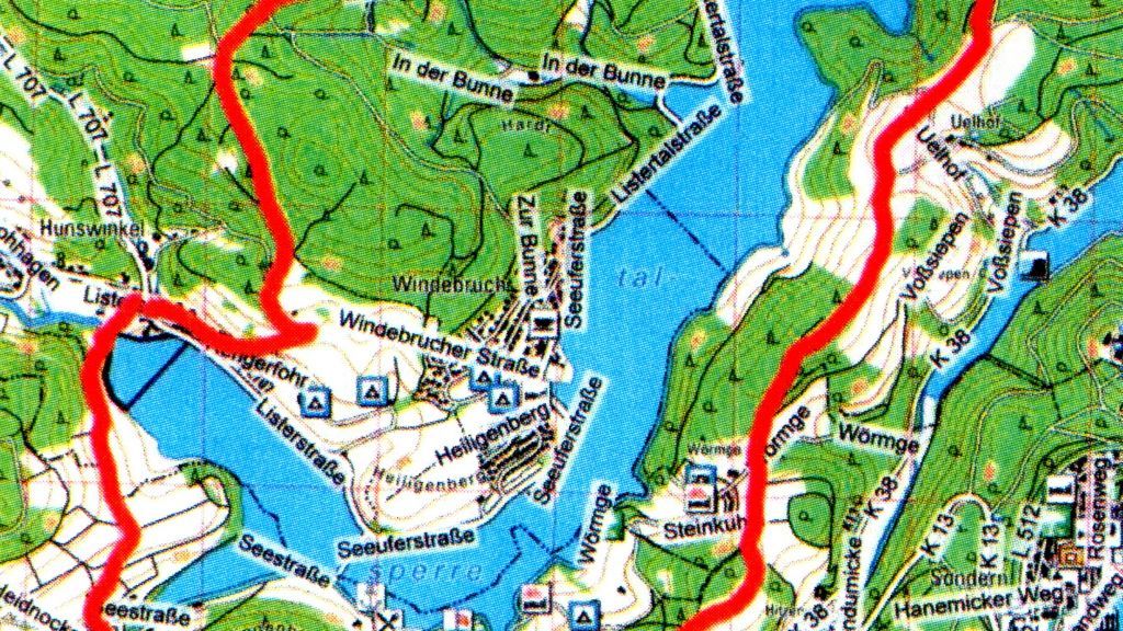 Rot eingezeichnet: Die Wanderstrecke rund um den Listertalsperre am Sonntag, 24.Juni von Repro: Karl-Hermann Ernst